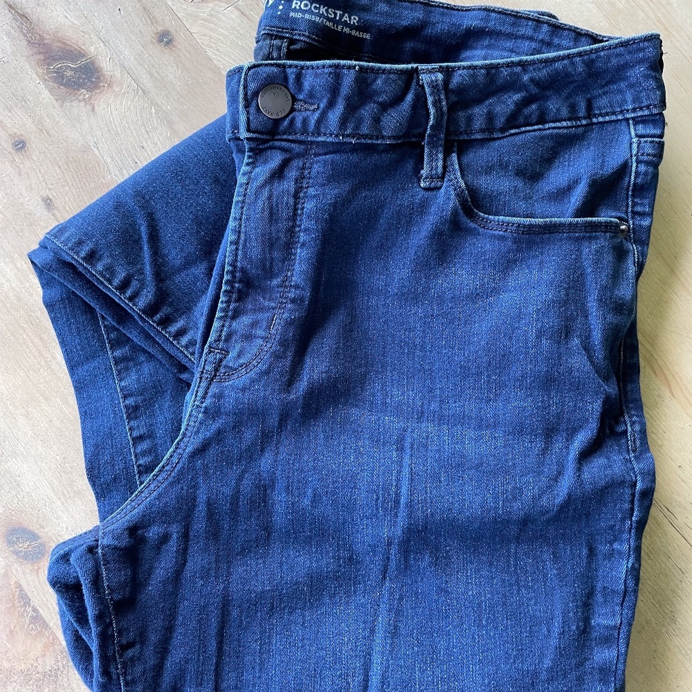 Old Navy Rockstar Mid-rise Skinny Jeans